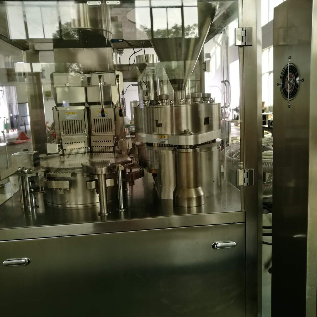 Pharmaceutical Fully Automatic Capsule Filling Machine Output 48,000 Capsules / Hour