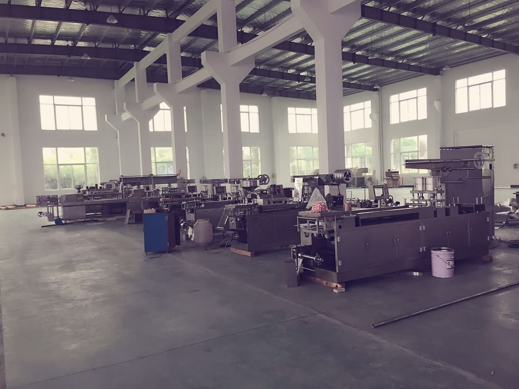Flat Type Pharmaceutical Blister Packaging Machines , Automatic Blister Pack Sealing Machine