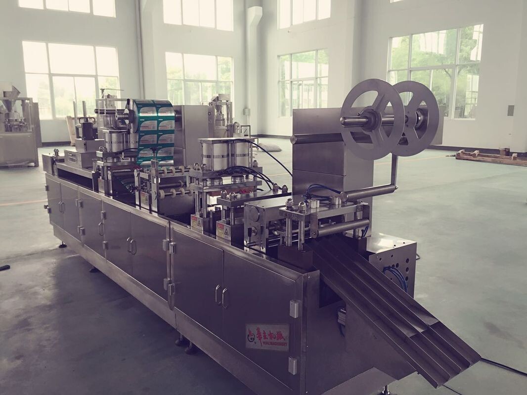 Pharmaceutical Automatic Tropical Blister Packing Machine For Soft Gel Capsule